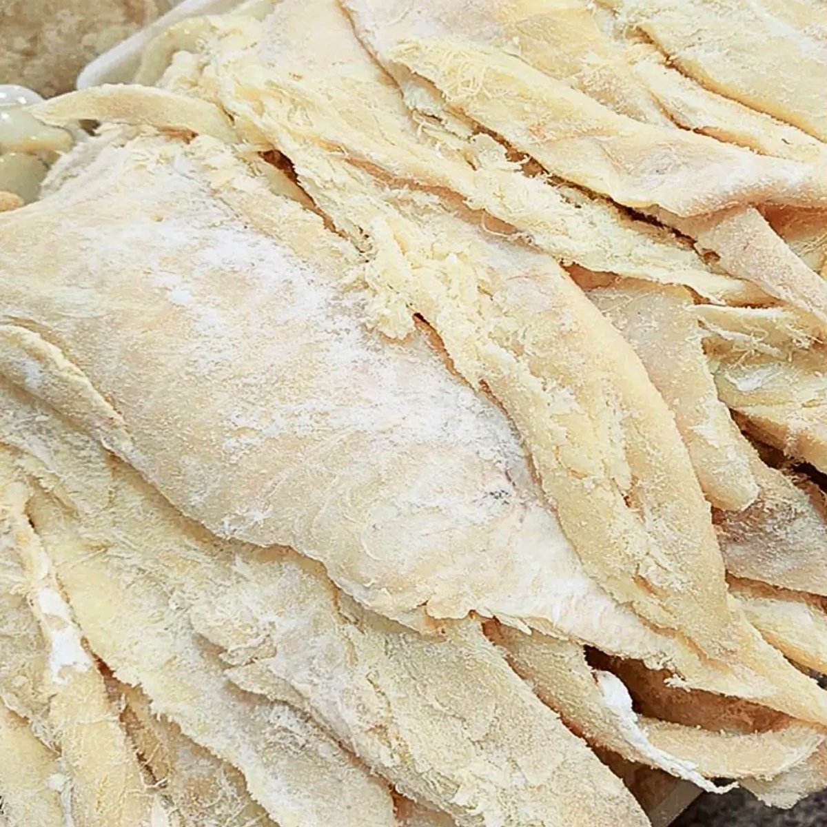 Bacalhau Gadus Mohua 1kg – Lascas Extra Larga  Sem Pele e Sem Espinhas